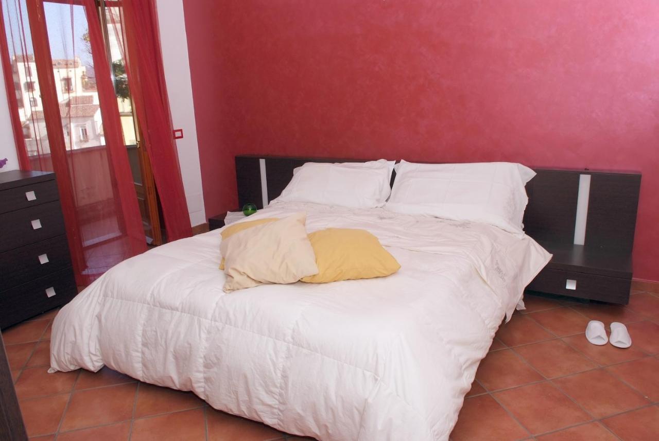 Casa Di Titti Villa ซาแลร์โน ภายนอก รูปภาพ