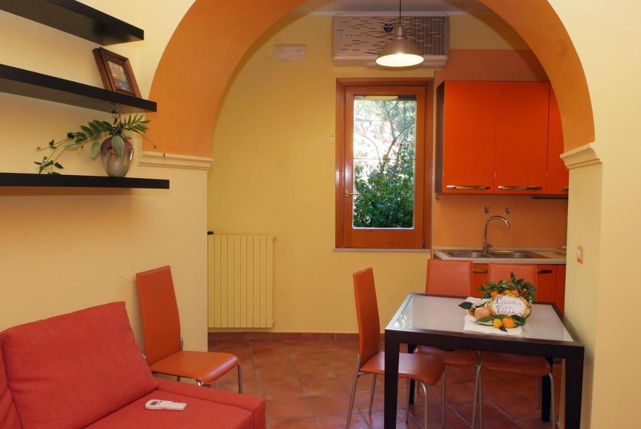 Casa Di Titti Villa ซาแลร์โน ภายนอก รูปภาพ